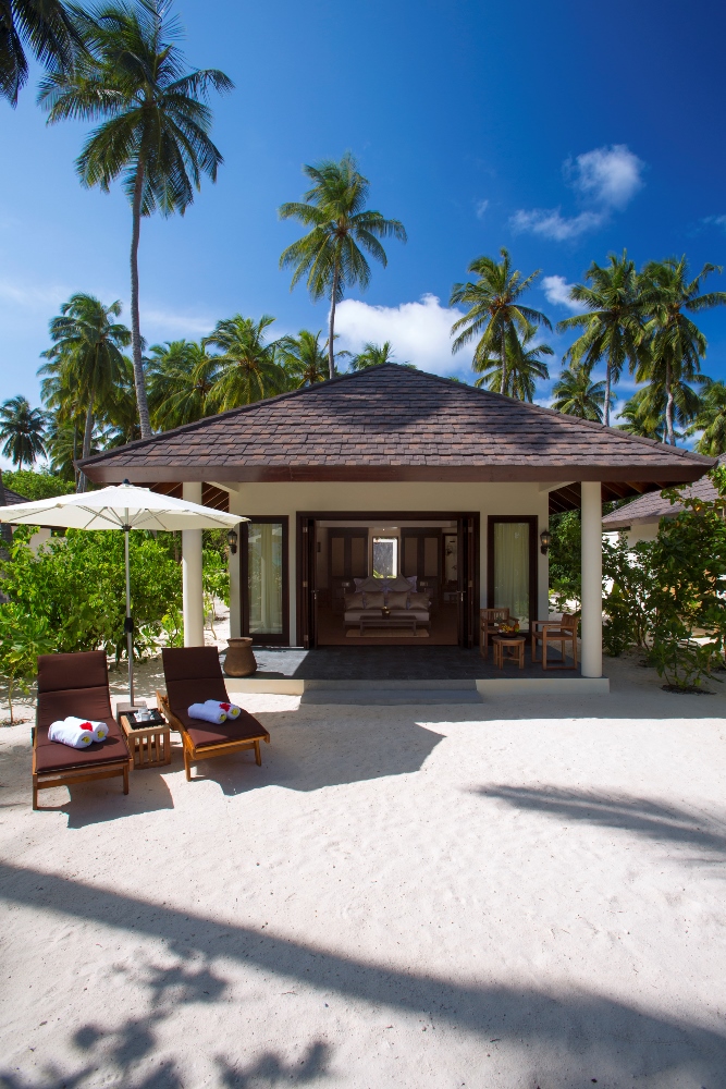 content/hotel/Atmosphere Kanifushi/Villas/Sunset Beach Villa/AtmosphereKanifushi-Villas-Beach-02.jpg